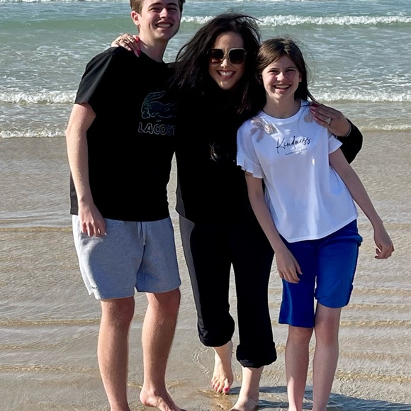 Meet your Posher, Emilee - Picture 16 of 16